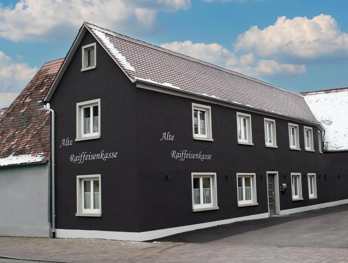 Apartment Alte Raiffeisenkasse Rothenburg Ob Der Tauber Exterior photo